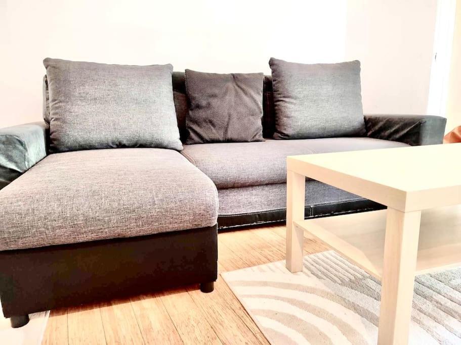 Nowoczesny Apartament Na Pradze Варшава Екстер'єр фото